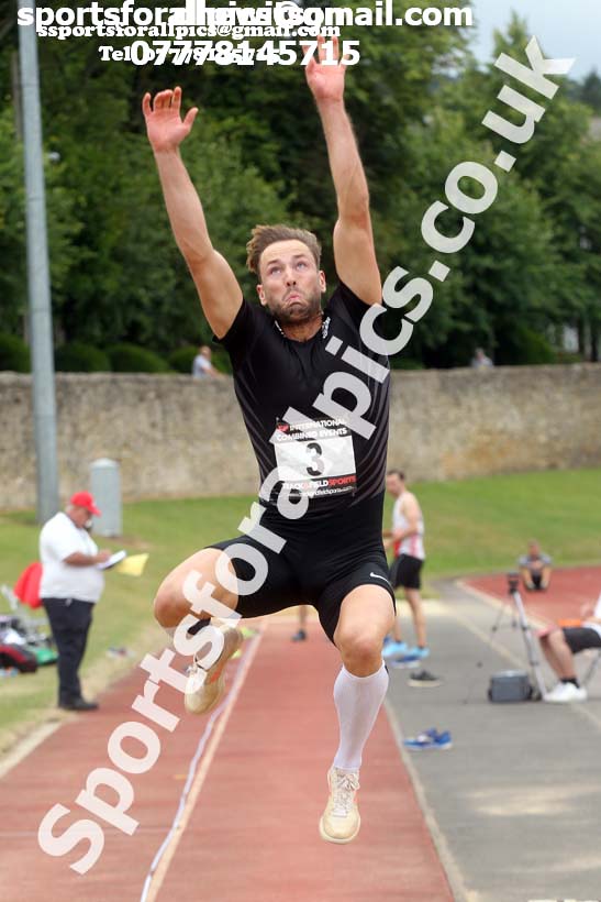 Mens decathlon, EAP International Combined Events, Hexham, Northumberland. Photo: David T. Hewitson/Sports for All Pics
